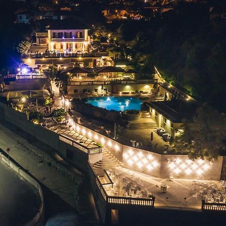 Hotel Villa Margherita เควร์ชาเนลลา ภายนอก รูปภาพ