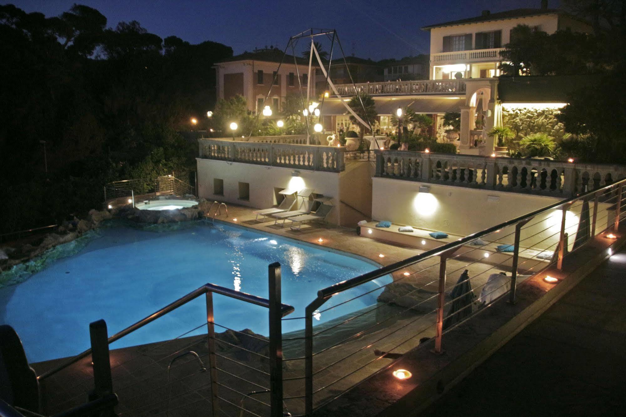 Hotel Villa Margherita เควร์ชาเนลลา ภายนอก รูปภาพ