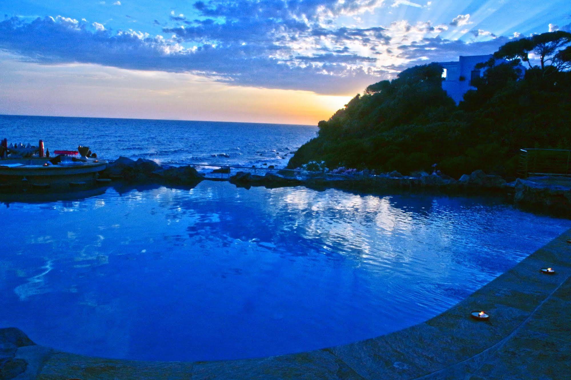 Hotel Villa Margherita เควร์ชาเนลลา ภายนอก รูปภาพ