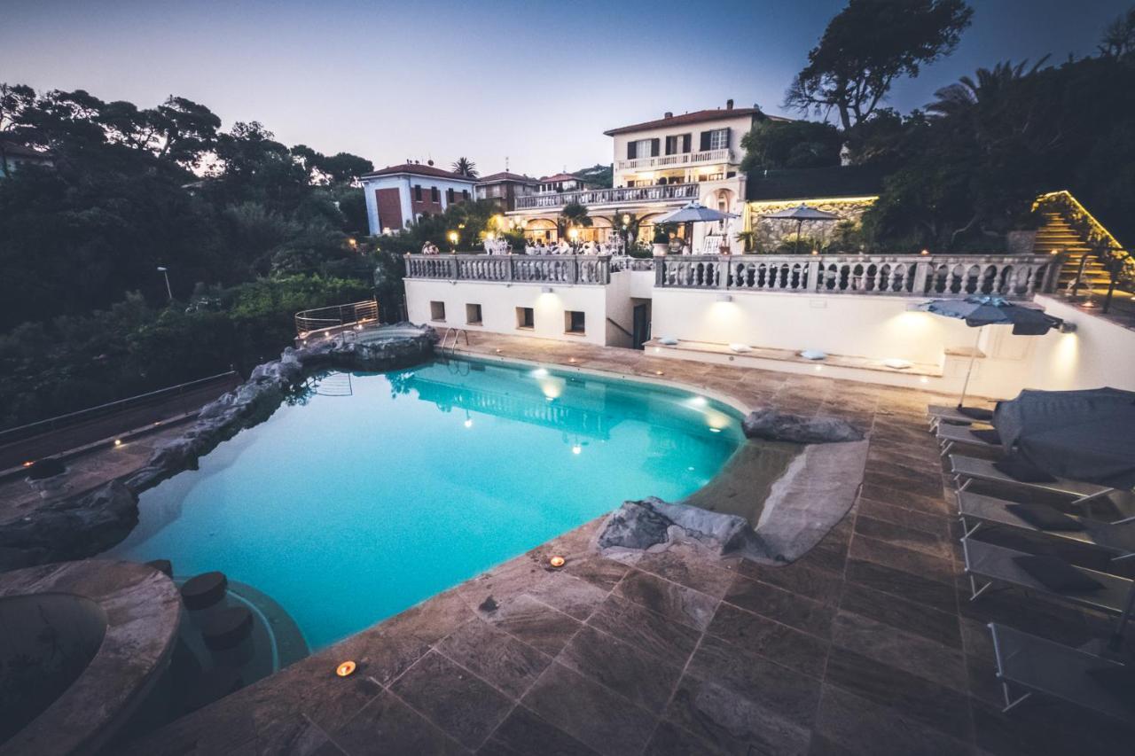 Hotel Villa Margherita เควร์ชาเนลลา ภายนอก รูปภาพ
