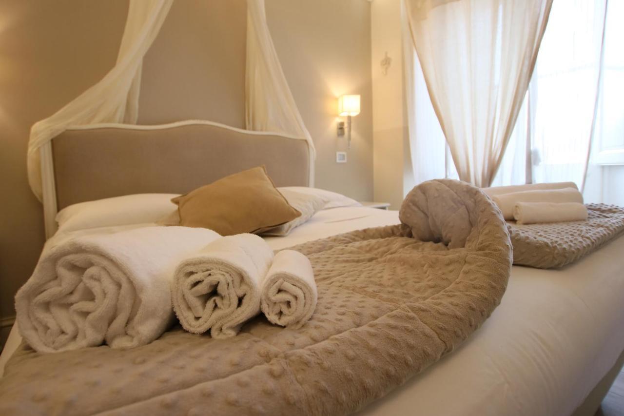 Hotel Villa Margherita เควร์ชาเนลลา ภายนอก รูปภาพ